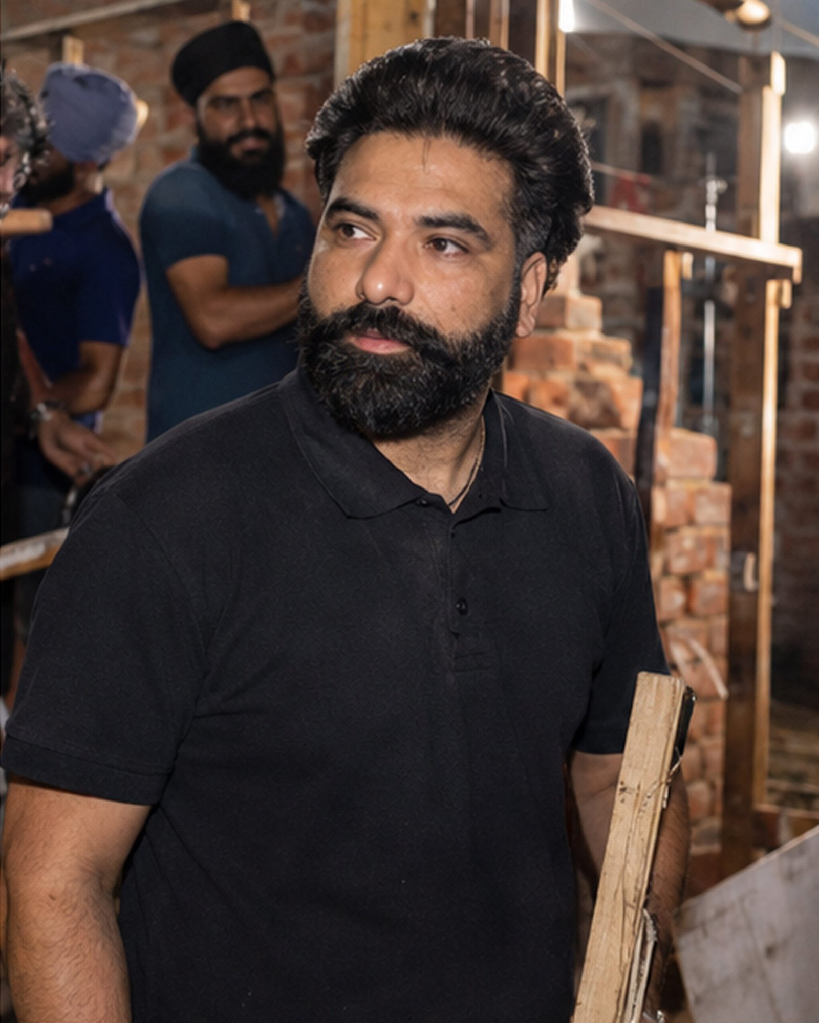 Jobanjit Singh on set